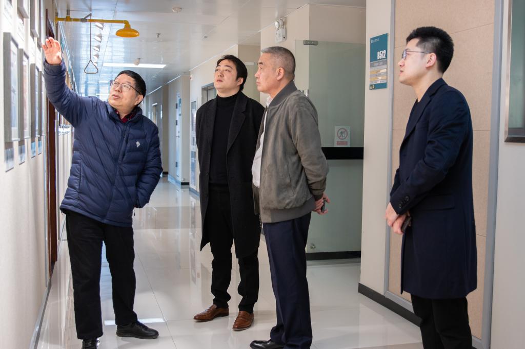 創(chuàng)新驅(qū)動(dòng)未來(lái)，科技賦能健康 浙江中堅(jiān)科技股份董事長(zhǎng)吳明根一行蒞臨未來(lái)食品科學(xué)中心參觀交流